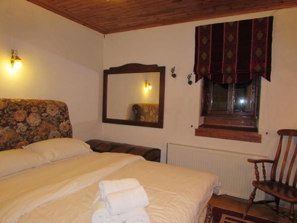 Traditional Rooms Karaouli Pápingo Eksteriør bilde